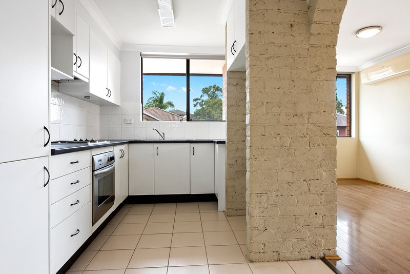 Photo - 12/66-68 Florence Street, Hornsby NSW 2077 - Image 2