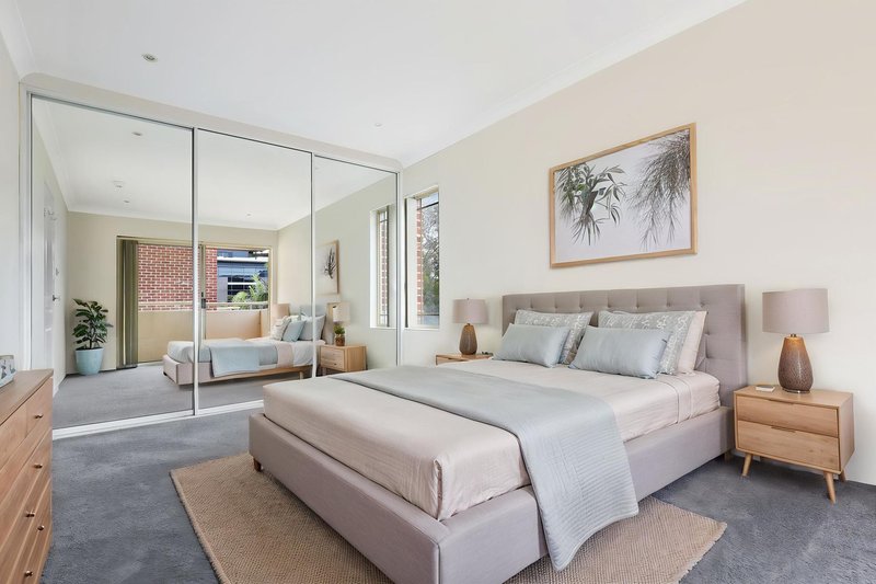 Photo - 12/66 Kembla Street, Wollongong NSW 2500 - Image 5