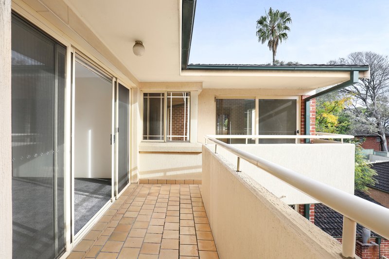 Photo - 12/66 Kembla Street, Wollongong NSW 2500 - Image 8