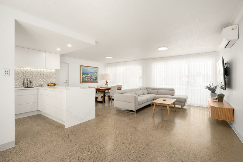 Photo - 1/266 Kingsford Smith Drive, Hamilton QLD 4007 - Image 1