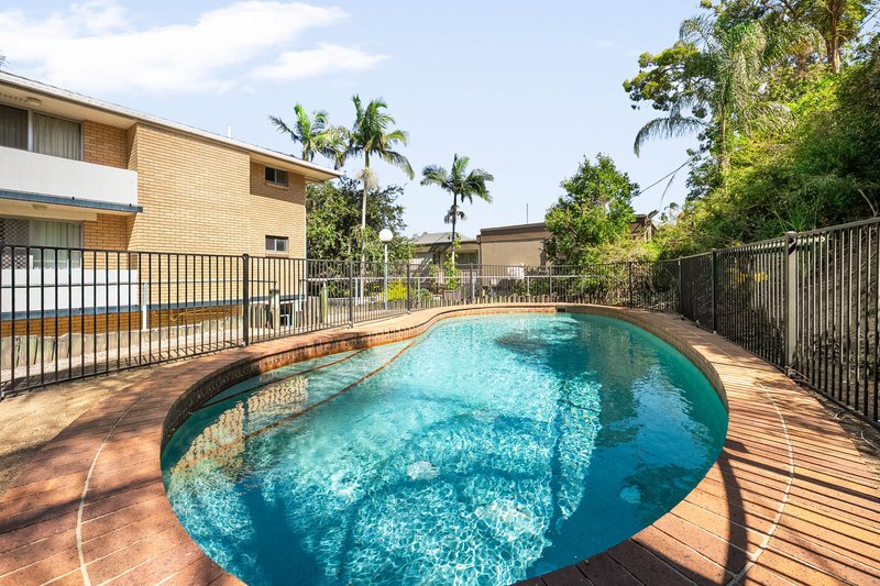 Photo - 1/266 Kingsford Smith Drive, Hamilton QLD 4007 - Image 20