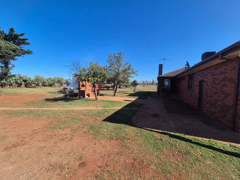 Photo - 1267 Beattys Road, Rockbank VIC 3335 - Image 7