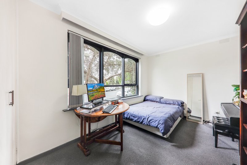 Photo - 1/269 Nicholson Street, Brunswick East VIC 3057 - Image 6