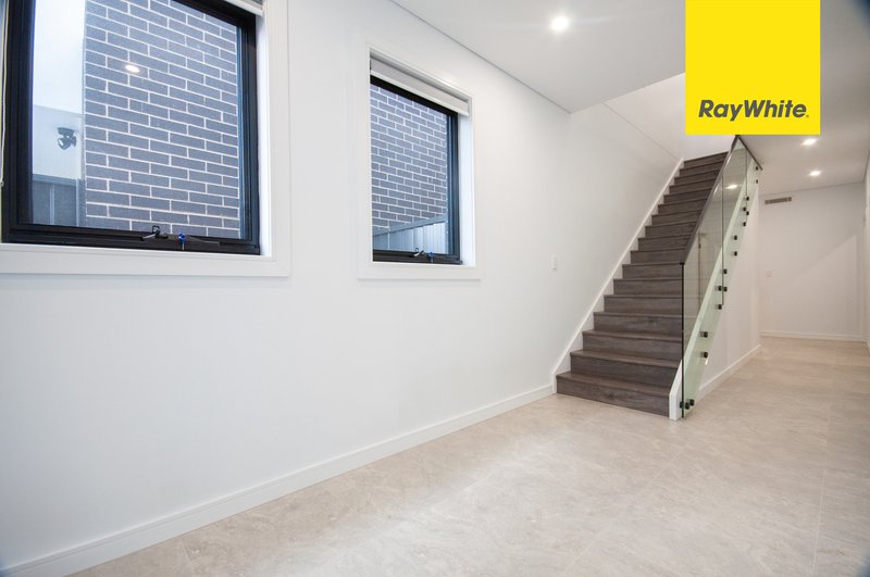 Photo - 126A Fowler Road, Guildford NSW 2161 - Image 6