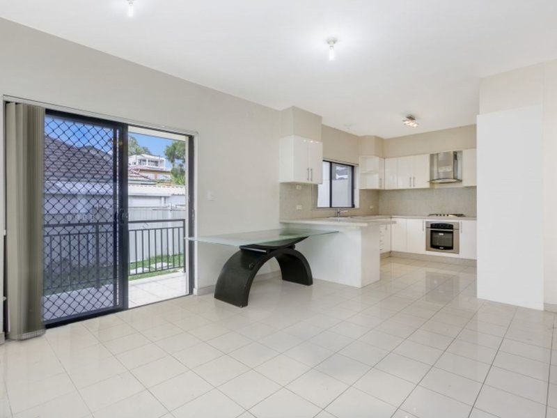 Photo - 126A William Street, Bankstown NSW 2200 - Image 4