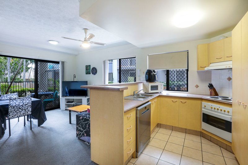 Photo - 12/7-13 Barranbali Street, Surfers Paradise QLD 4217 - Image 2