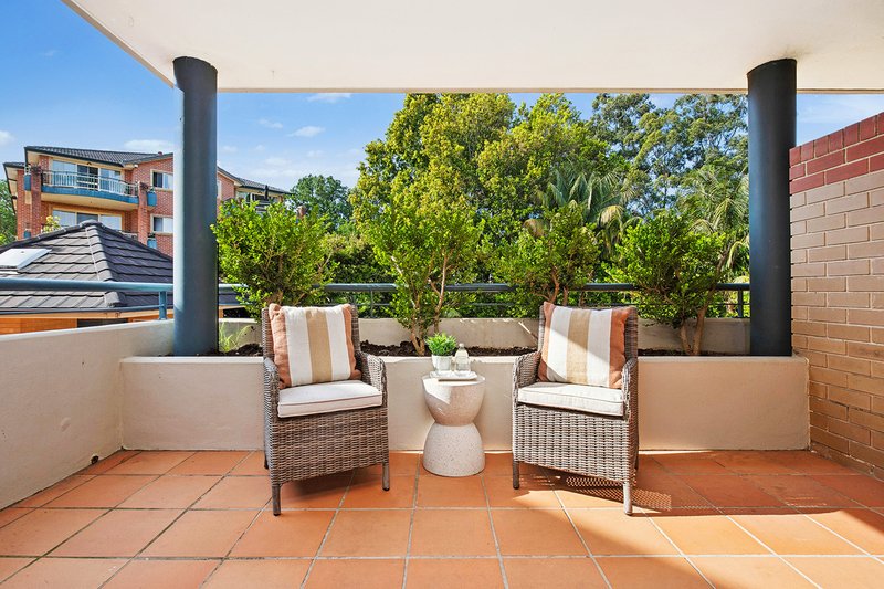 Photo - 12/7-13 Kooringa Road, Chatswood NSW 2067 - Image 4