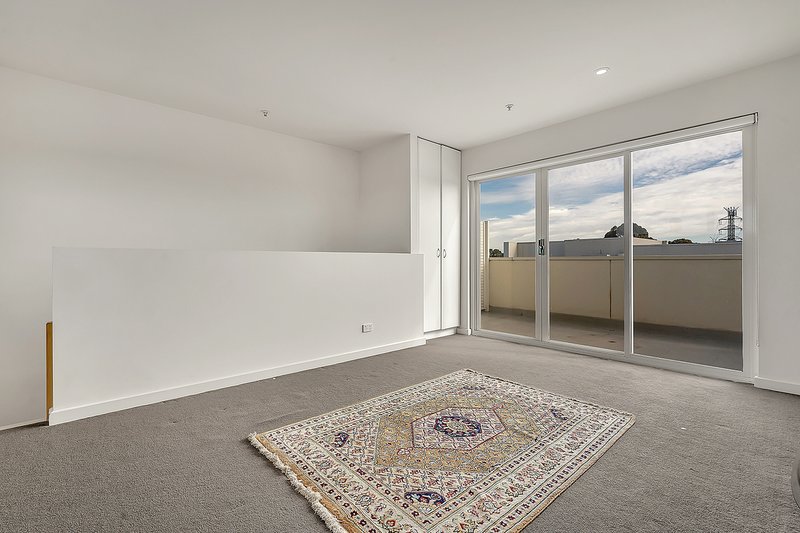 Photo - 12/7-9 Bell Street, Coburg VIC 3058 - Image 9