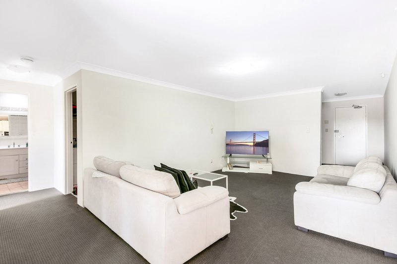 Photo - 12/7-9 Chertsey Avenue, Bankstown NSW 2200 - Image 3