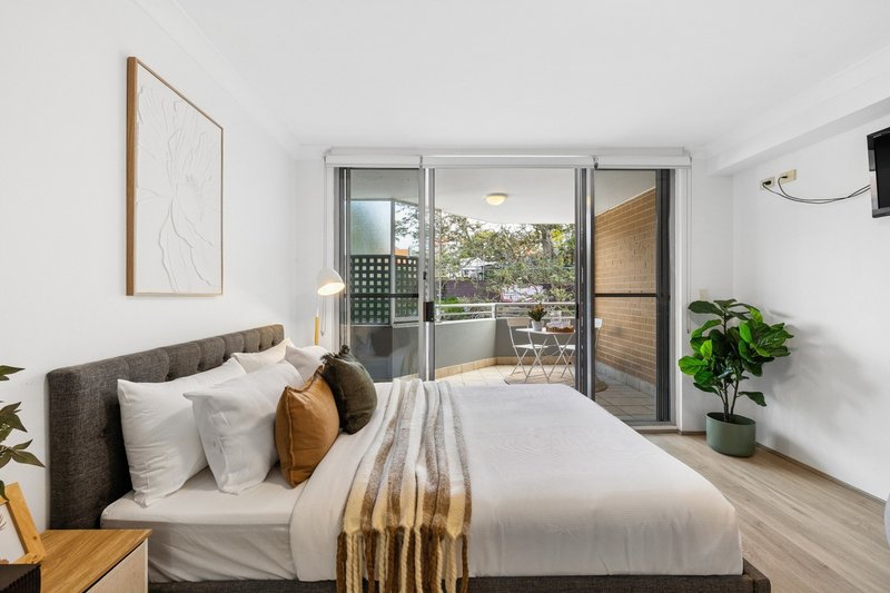 Photo - 12/7-9 Pittwater Road, Manly NSW 2095 - Image 3