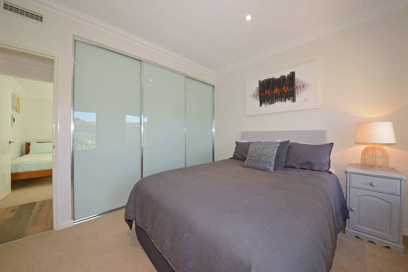 Photo - 127 Anchorage Drive, Mindarie WA 6030 - Image 3