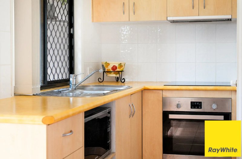 Photo - 1/27 Bayview Terrace, Wavell Heights QLD 4012 - Image 3