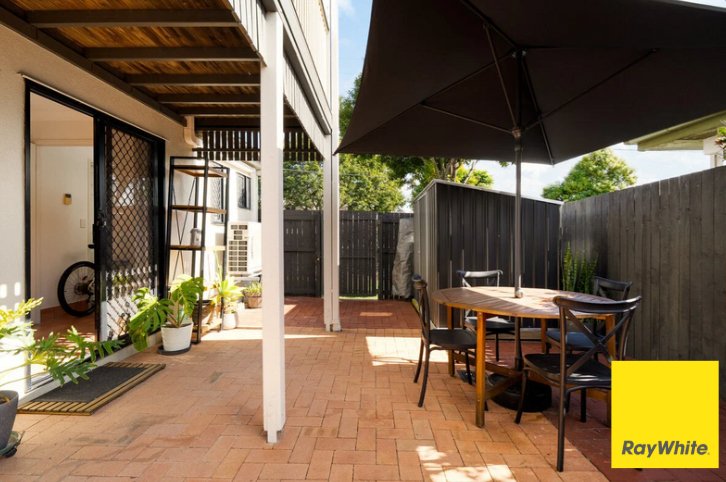 Photo - 1/27 Bayview Terrace, Wavell Heights QLD 4012 - Image 5