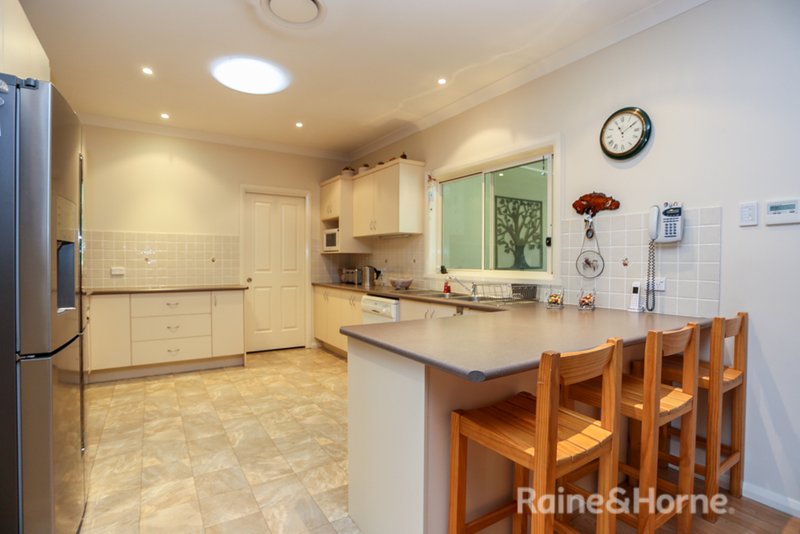 Photo - 127 Blue Ridge Drive, White Rock NSW 2795 - Image 2