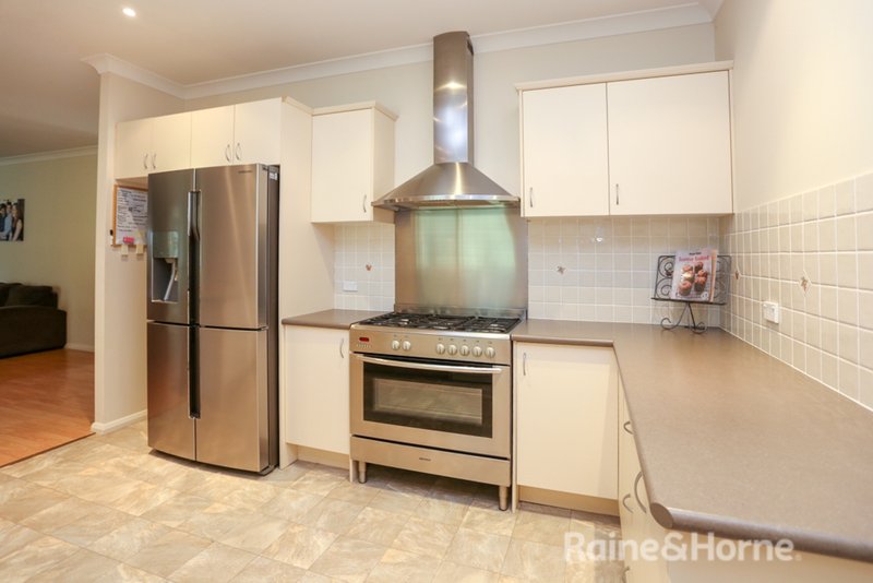 Photo - 127 Blue Ridge Drive, White Rock NSW 2795 - Image 5