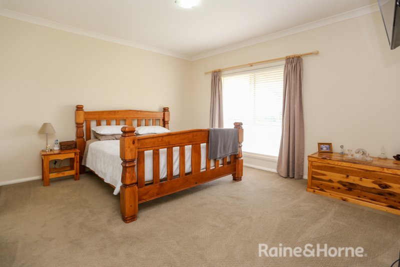 Photo - 127 Blue Ridge Drive, White Rock NSW 2795 - Image 7