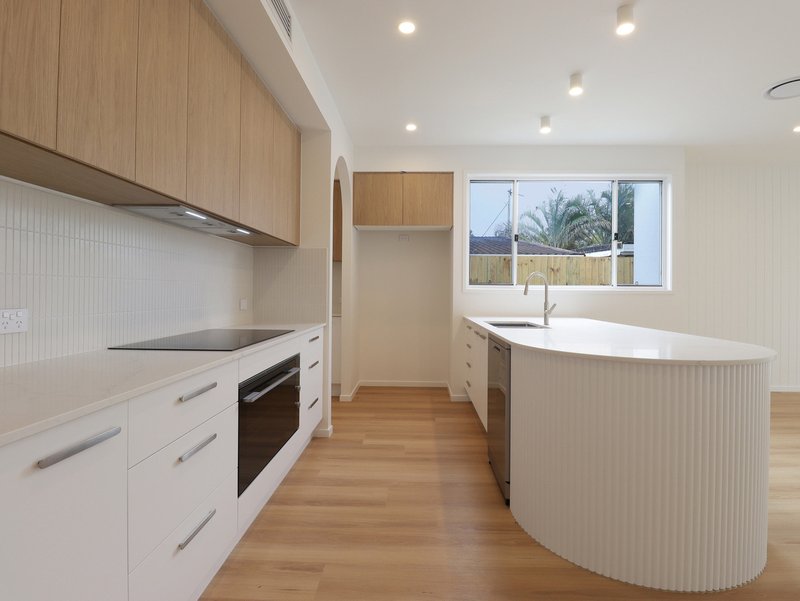 Photo - 1/27 Bowman Road, Caloundra QLD 4551 - Image 3