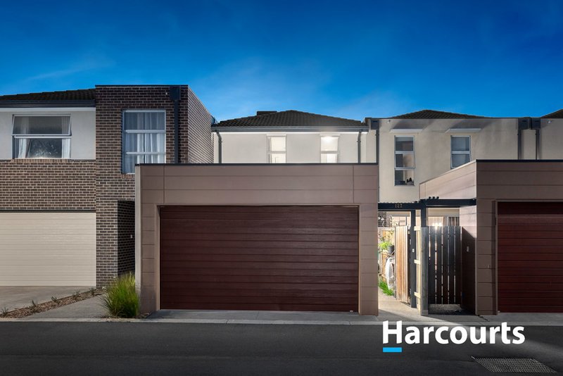 Photo - 127 Bunjil Way, Knoxfield VIC 3180 - Image 6