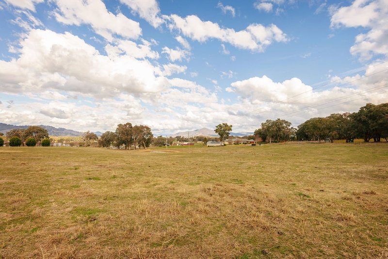 Photo - 127 Chapples Road, Baranduda VIC 3691 - Image 11