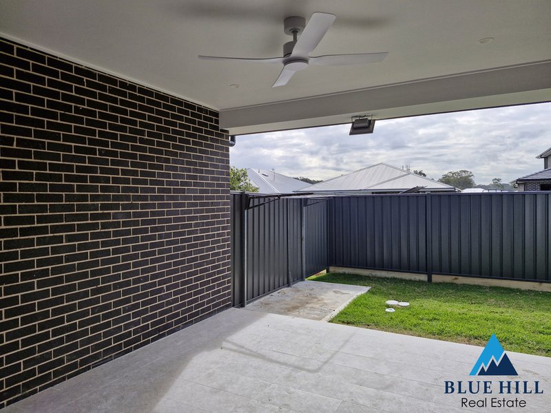 Photo - 1/27 Crestwood Road, Thornton NSW 2322 - Image 18