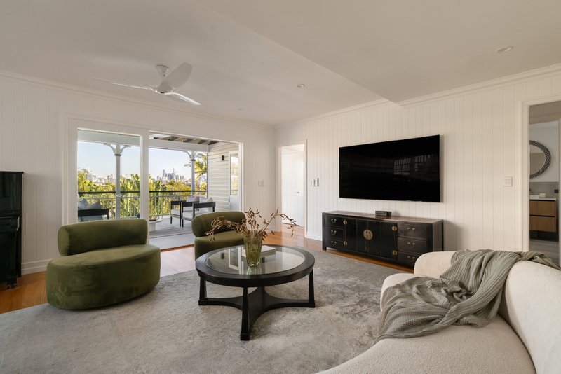 Photo - 127 Crosby Road, Hamilton QLD 4007 - Image 13