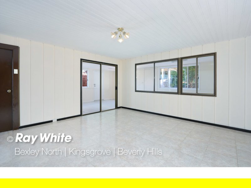 Photo - 127 Croydon Road, Hurstville NSW 2220 - Image 6