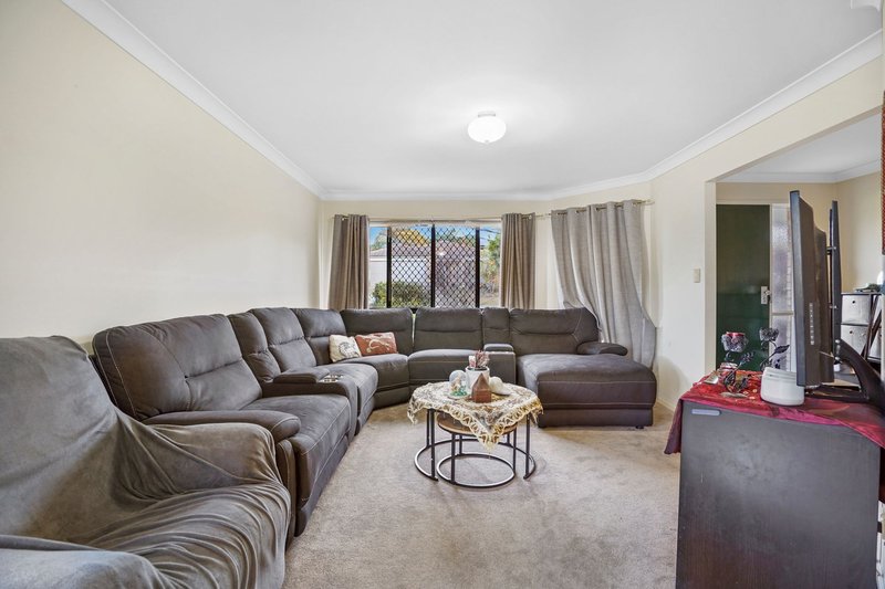 Photo - 127 Currajong Place, Brassall QLD 4305 - Image 4