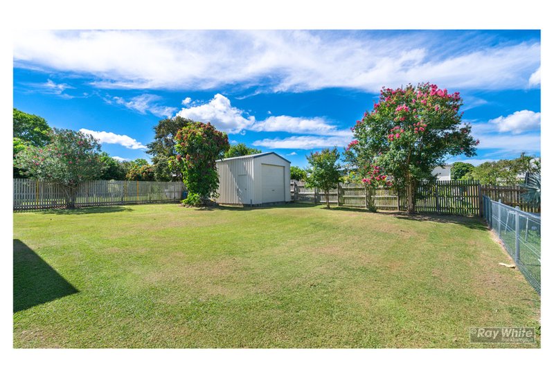 Photo - 127 Edington Street, Berserker QLD 4701 - Image 9