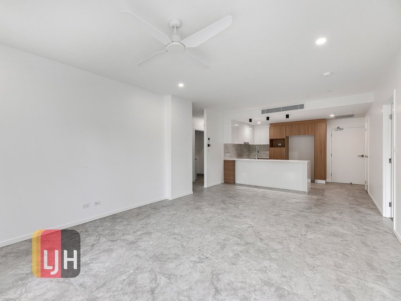 Photo - 1/27 Elwyn Street, Northgate QLD 4013 - Image 2