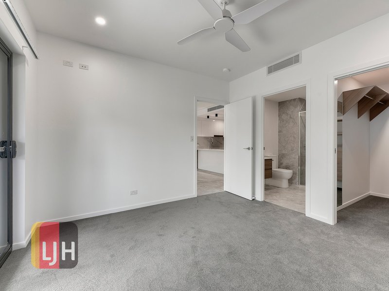 Photo - 1/27 Elwyn Street, Northgate QLD 4013 - Image 6