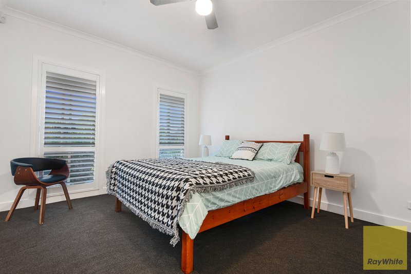 Photo - 127 Harmony Drive, Tarneit VIC 3029 - Image 18