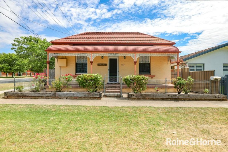 127 Havannah Street, Bathurst NSW 2795