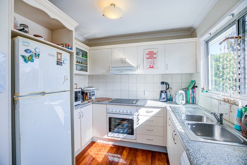 Photo - 1/27 Highcrest Drive, Browns Plains QLD 4118 - Image 2