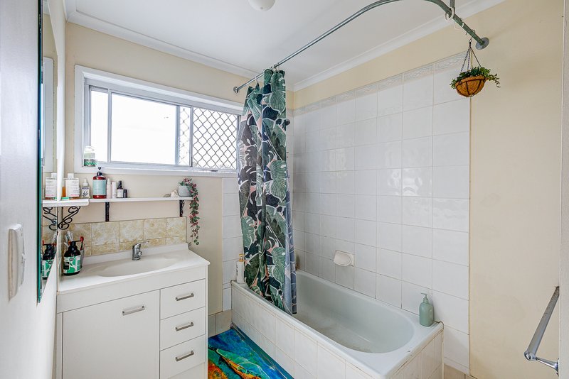 Photo - 1/27 Highcrest Drive, Browns Plains QLD 4118 - Image 9