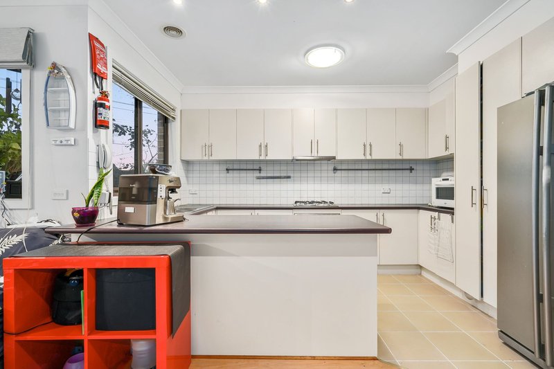 Photo - 1/27 Kelvinside Road, Noble Park VIC 3174 - Image 5