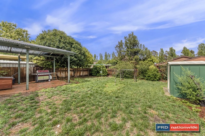 Photo - 127 Keverstone Circuit, Isabella Plains ACT 2905 - Image 11