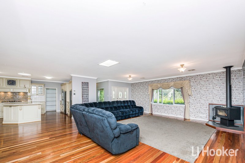 Photo - 127 Lefroy Street, Serpentine WA 6125 - Image 6