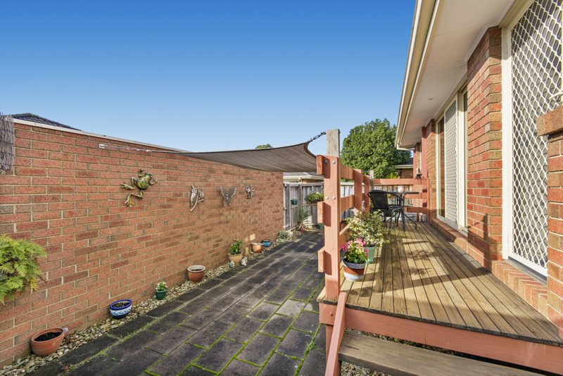 Photo - 1/27 Leigh Road, Croydon VIC 3136 - Image 8