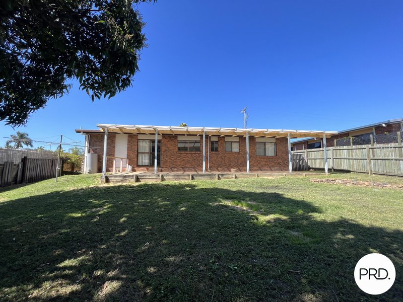 Photo - 127 Malpas Street, Boyne Island QLD 4680 - Image 13