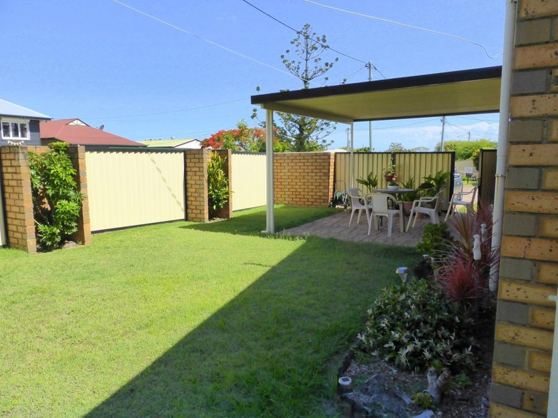 Photo - 1/27 Mcaneny Street, Redcliffe QLD 4020 - Image 13