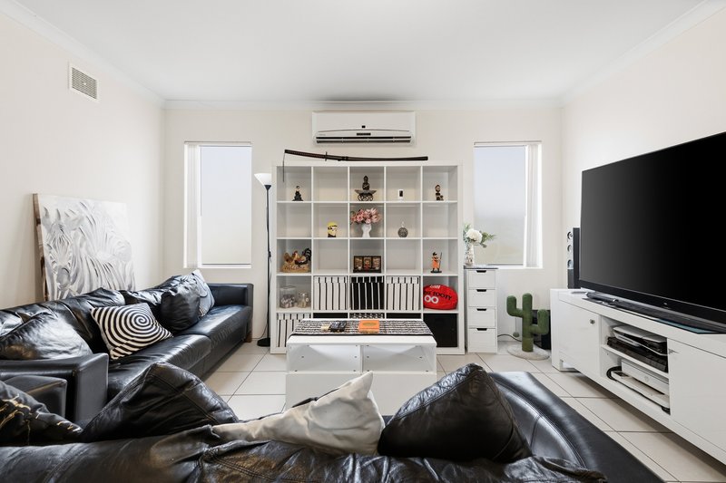 Photo - 1/27 Mozart Mews, Rivervale WA 6103 - Image 9