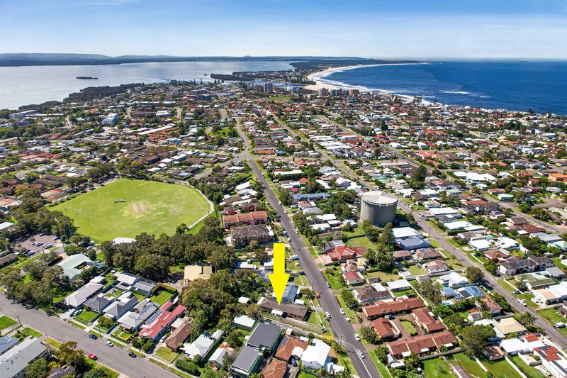 Photo - 1/27 Nirvana Street, Long Jetty NSW 2261 - Image 8