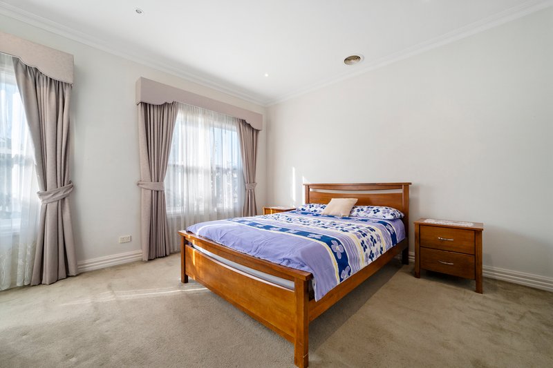 Photo - 1/27 Oxford Street, Oakleigh VIC 3166 - Image 7