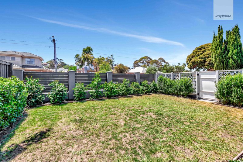 Photo - 1/27 Park Street, Pascoe Vale VIC 3044 - Image 14