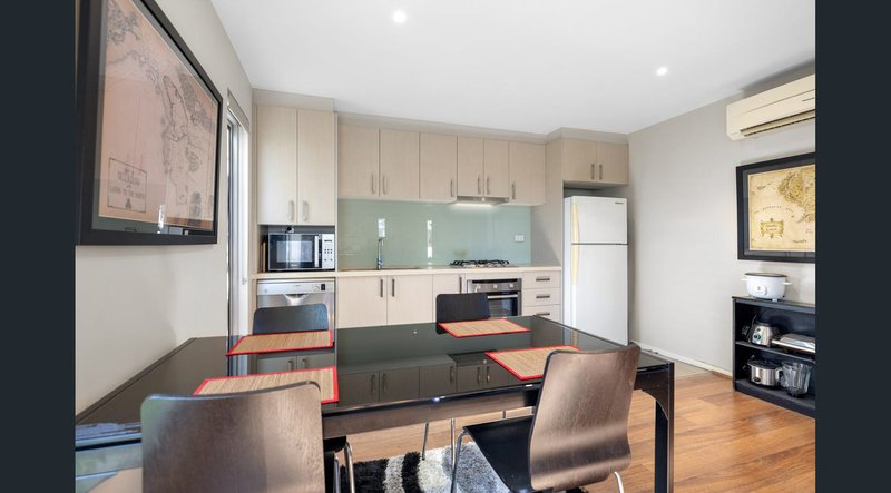 Photo - 1/27 Police Road, Mulgrave VIC 3170 - Image 6
