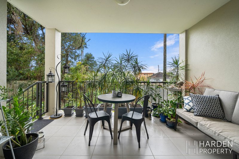 Photo - 1/27 Rowell Street, Zillmere QLD 4034 - Image 10