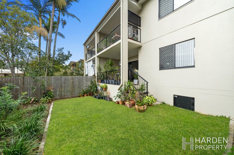 Photo - 1/27 Rowell Street, Zillmere QLD 4034 - Image 11