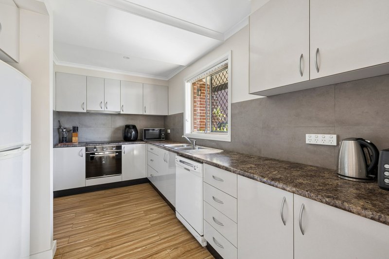 Photo - 1/27 Seven Hills Road, Baulkham Hills NSW 2153 - Image 5