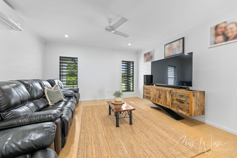 Photo - 127 Sippel Drive, Woodford QLD 4514 - Image 20