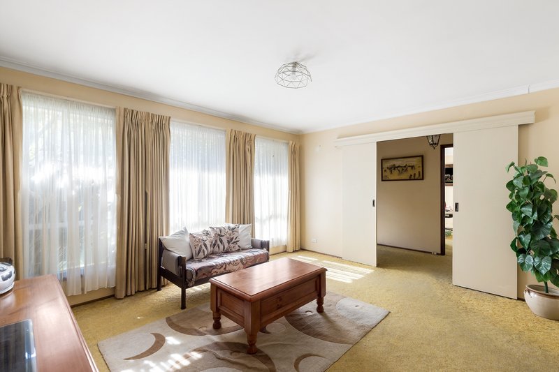 Photo - 1/27 Sylvester Grove, Preston VIC 3072 - Image 4